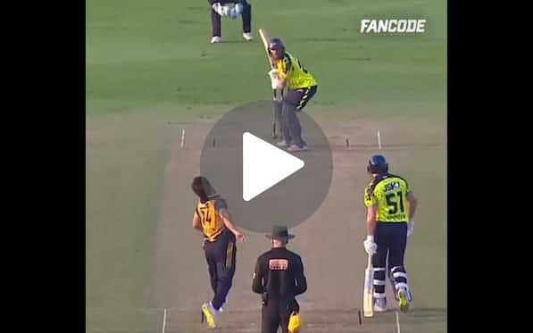 [Watch] 6,6,6,6,6 - Phil Salt Slaughters Gulbadin Naib With 34-Run Over In Abu Dhabi T10 League